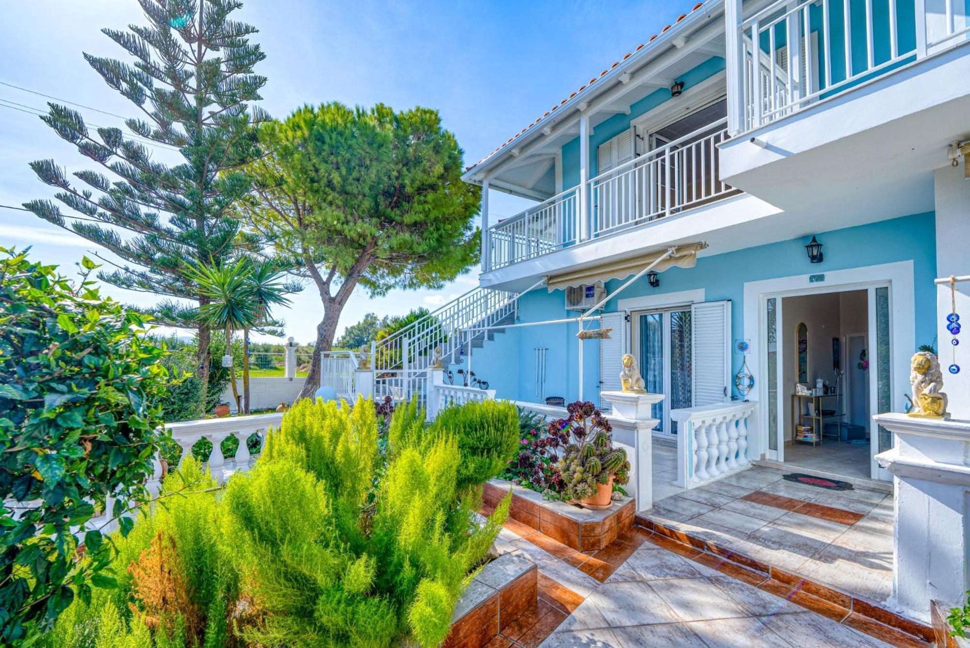 Stathis Beachfront Luxury Rooms Kalamákion Екстериор снимка